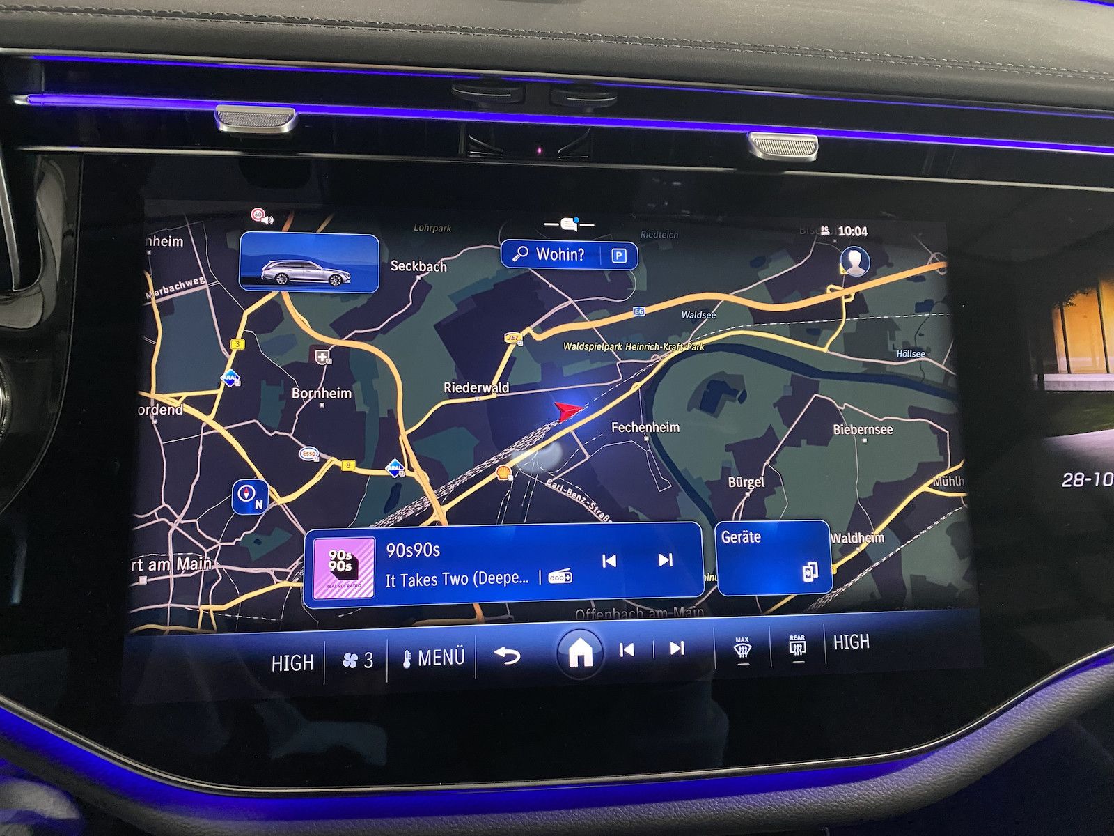 Fahrzeugabbildung Mercedes-Benz E 220 d T 4M Exclusiv/HYPER/PANO/Leder/Pano/DIS/