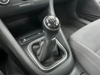 VW Golf Cabriole 2.0 TDI LIFE 2.HD SHZ NAV PDC 17