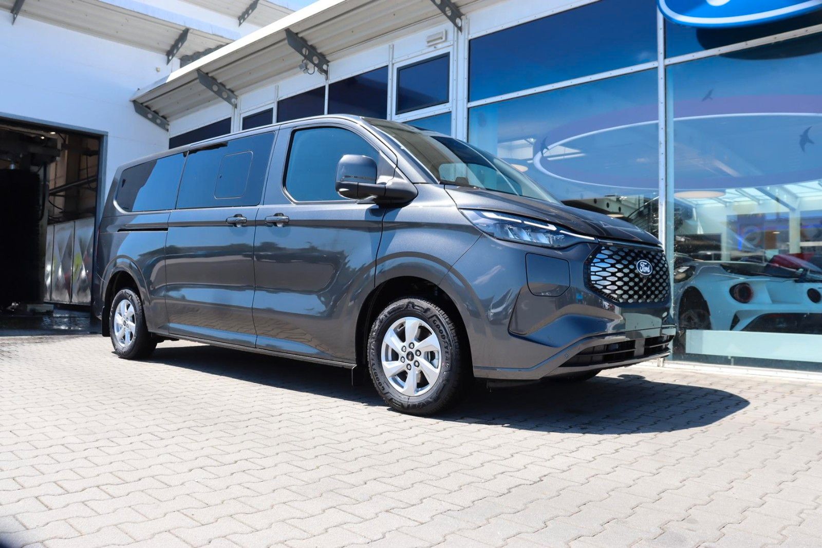 Ford Transit Custom Kombi Limited ELEKTRO 70 kWh 360°