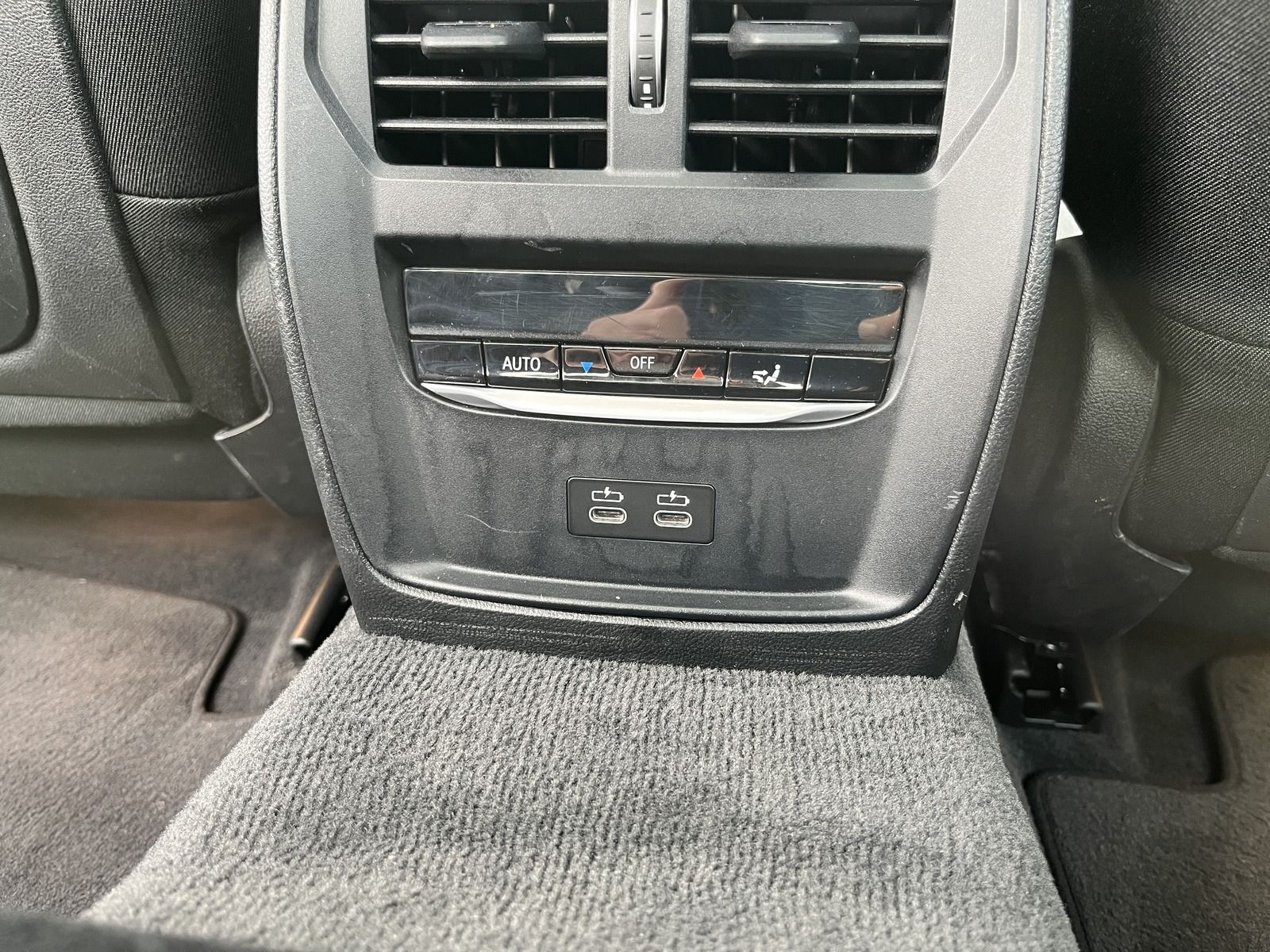BMW 330 e Advantage | Navi | DAB | LED |Sitzheizung foto 18