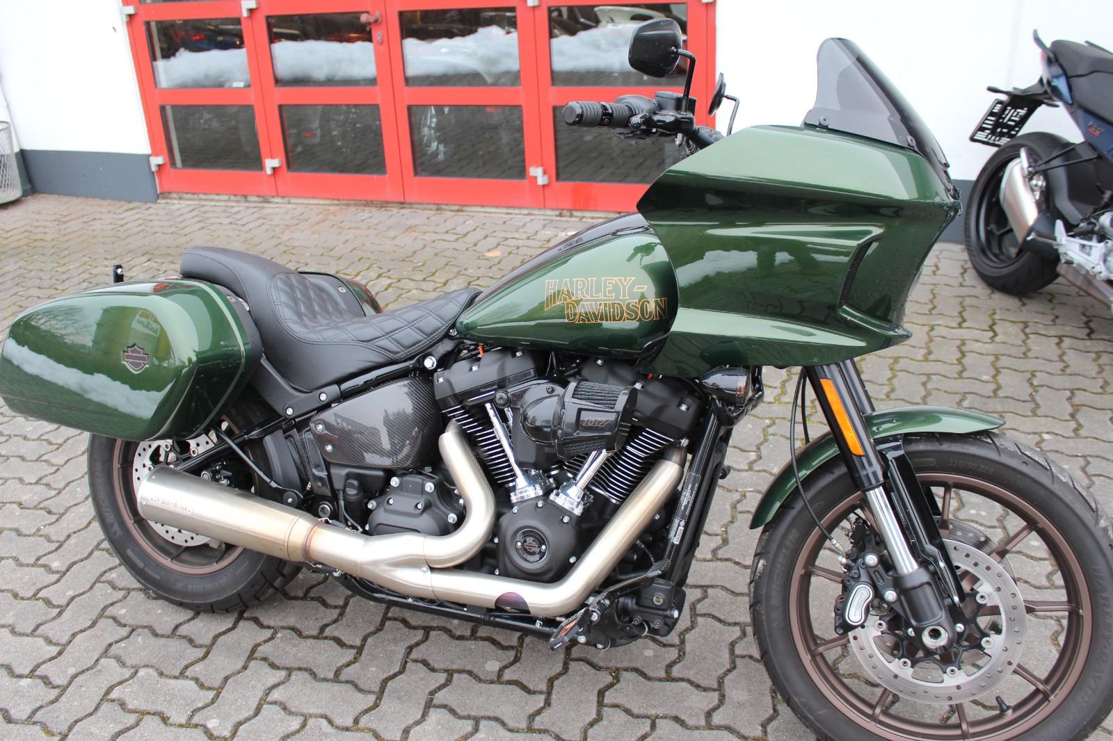 Harley-Davidson Low Rider ST mit viel Zubehör