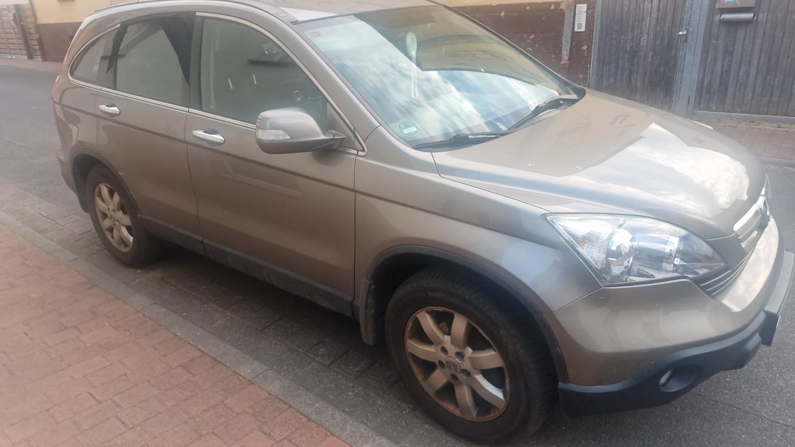 Honda CR-V 2008 — rear view