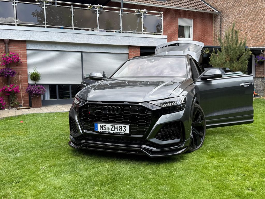 Image of Audi RSQ8