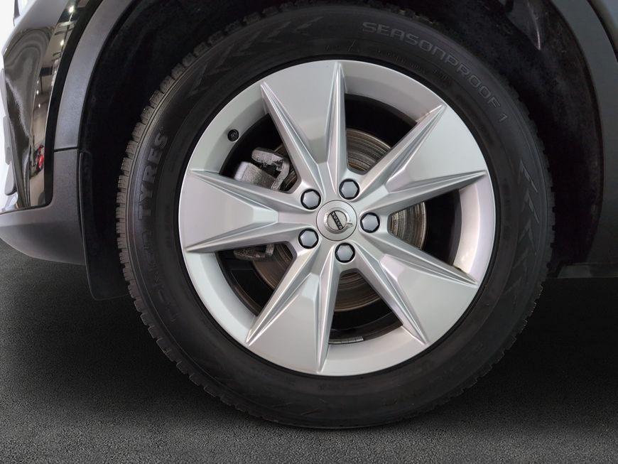 Volvo XC 40 B3 2WD Core +ANHÄNGERKUPPLUNG+LED+SHZ+PDC