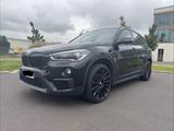 BMW X1 sDrive18d *20Zoll-Felgen, NAVI* - : Schwarz, Felge