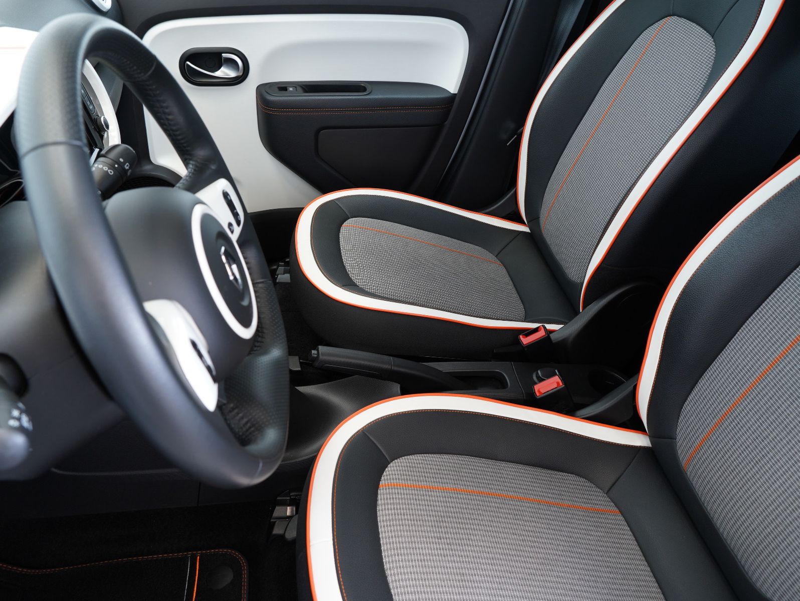 Fahrzeugabbildung Renault Twingo Vibes Electric