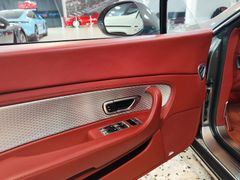 Fahrzeugabbildung Bentley Continental GTC Speed (CAM/CERAMIC/MASSAGE/XENON