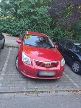 Toyota Auto Toyota Avensis - Toyota Avensis aus 2009 mit Diesel-Antrieb