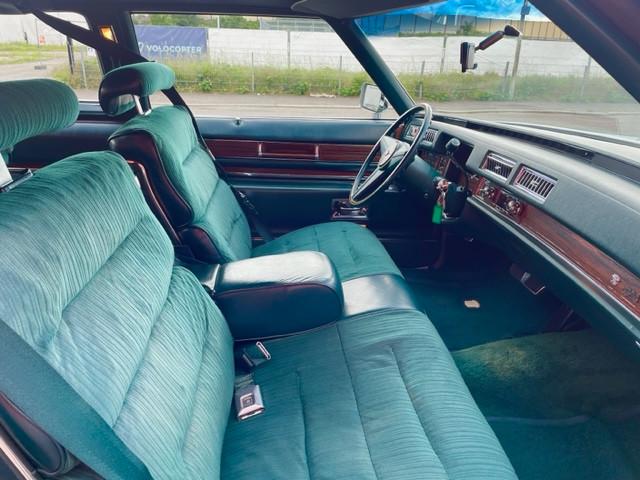 Cadillac Deville