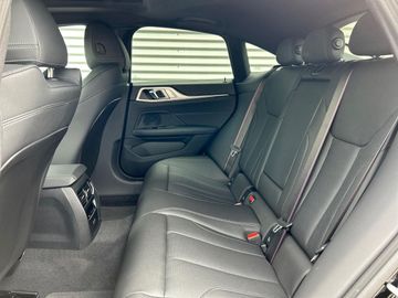 BMW 420 Gran Coupé - 12
