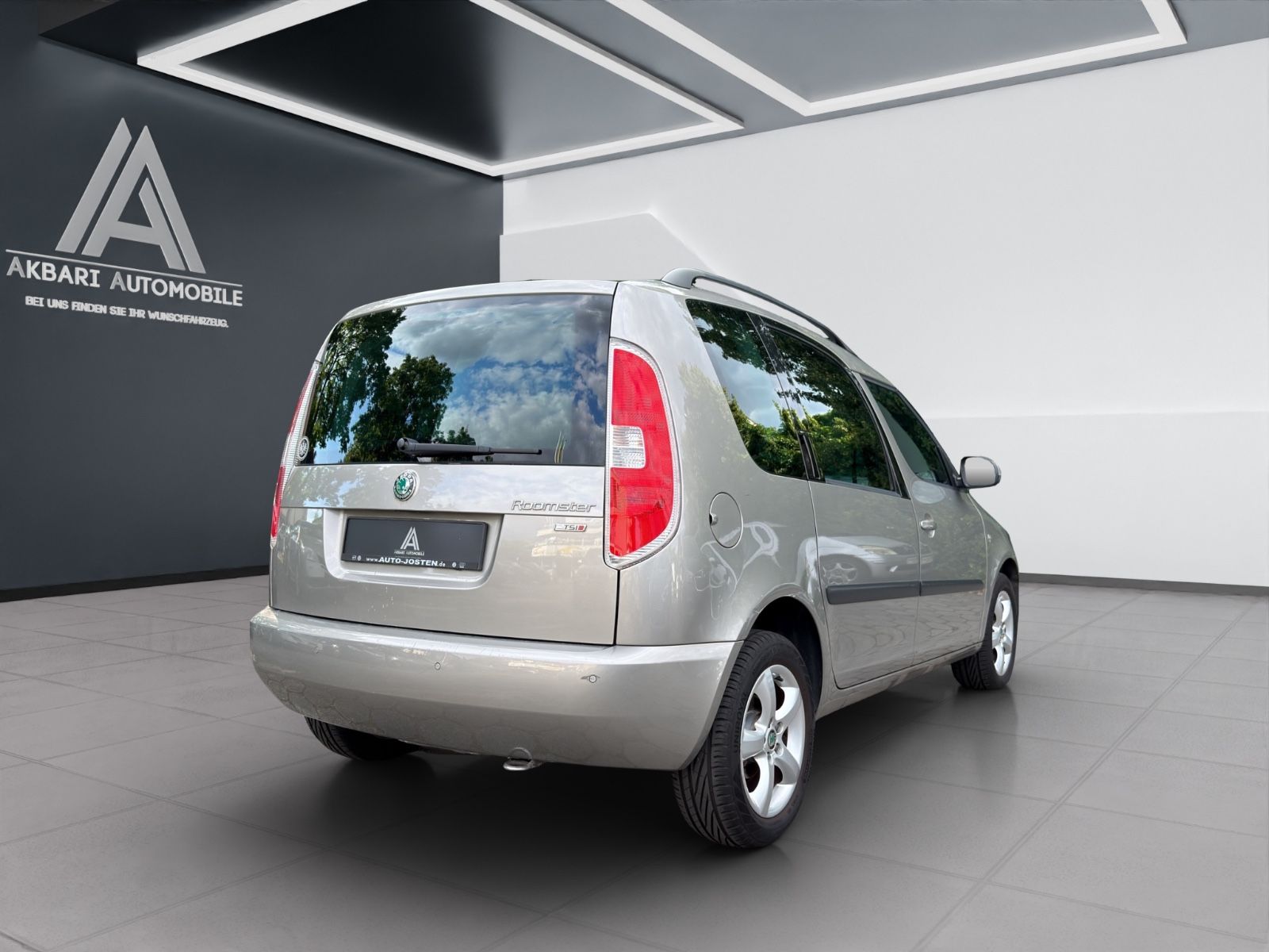 Fahrzeugabbildung SKODA Roomster Family*1.Hand*Klima*Automatik*