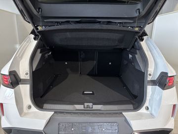 Fotografie 11 des Opel Grandland (X) Grandland 1.2 DI Hybrid 48 V Automatik GS