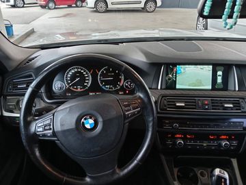 BMW 520 - 7