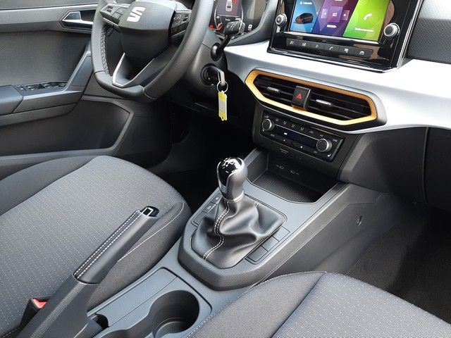 Fahrzeugabbildung Seat Ibiza Style 1.0TSI SHZ LED PDC AppConnect 0,99%