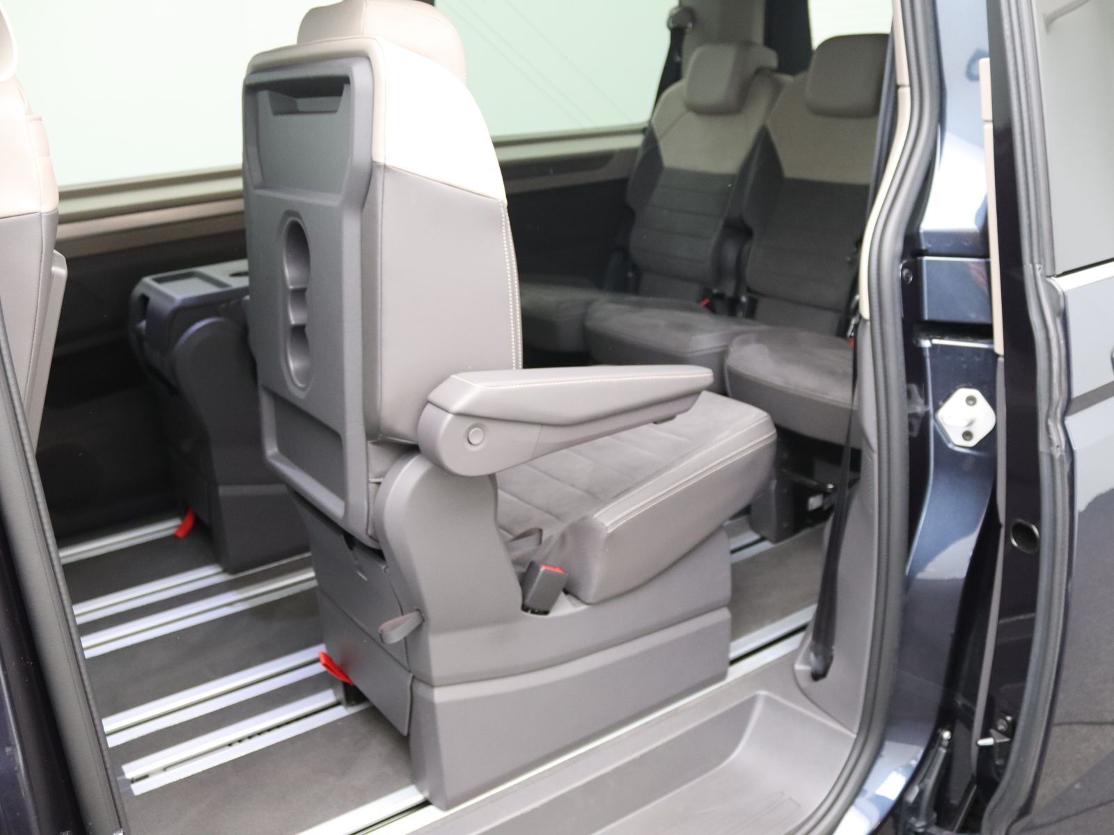 Volkswagen T7 Multivan - Bild 16