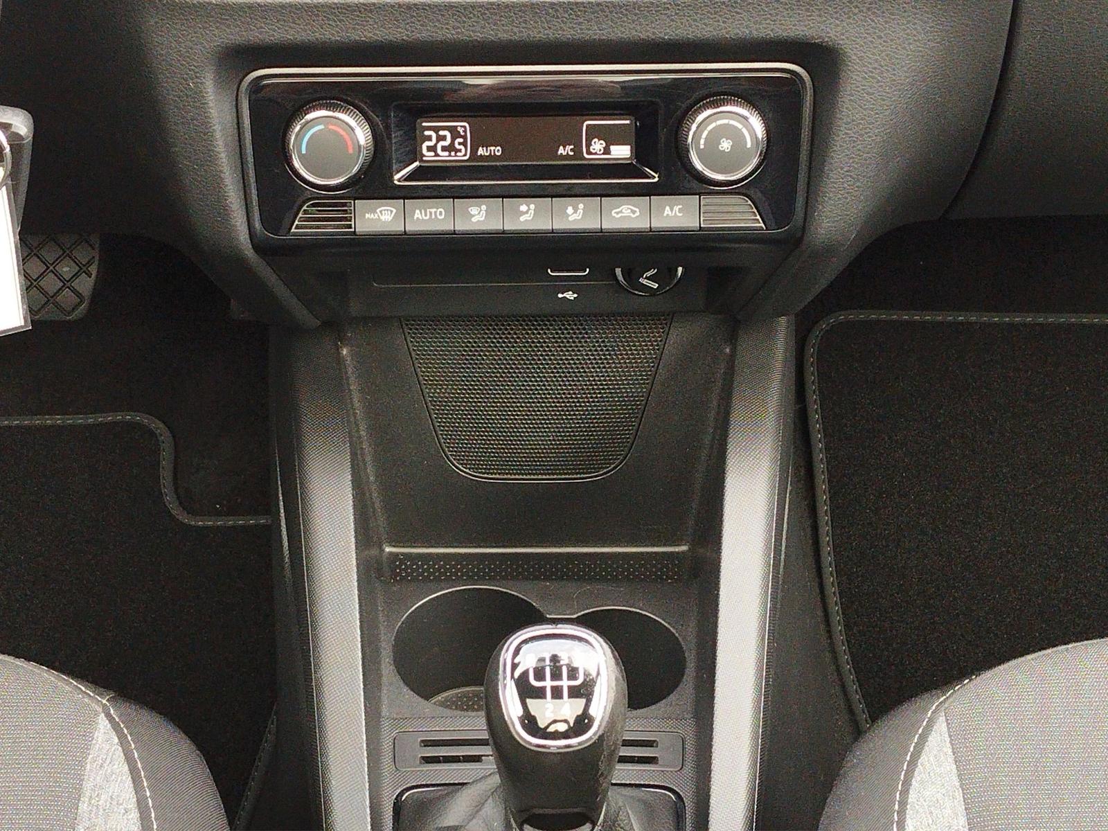 Skoda Fabia 1.0 TSI Ambition ACC*Facelift*Kam.*Klima, миниатюра 14