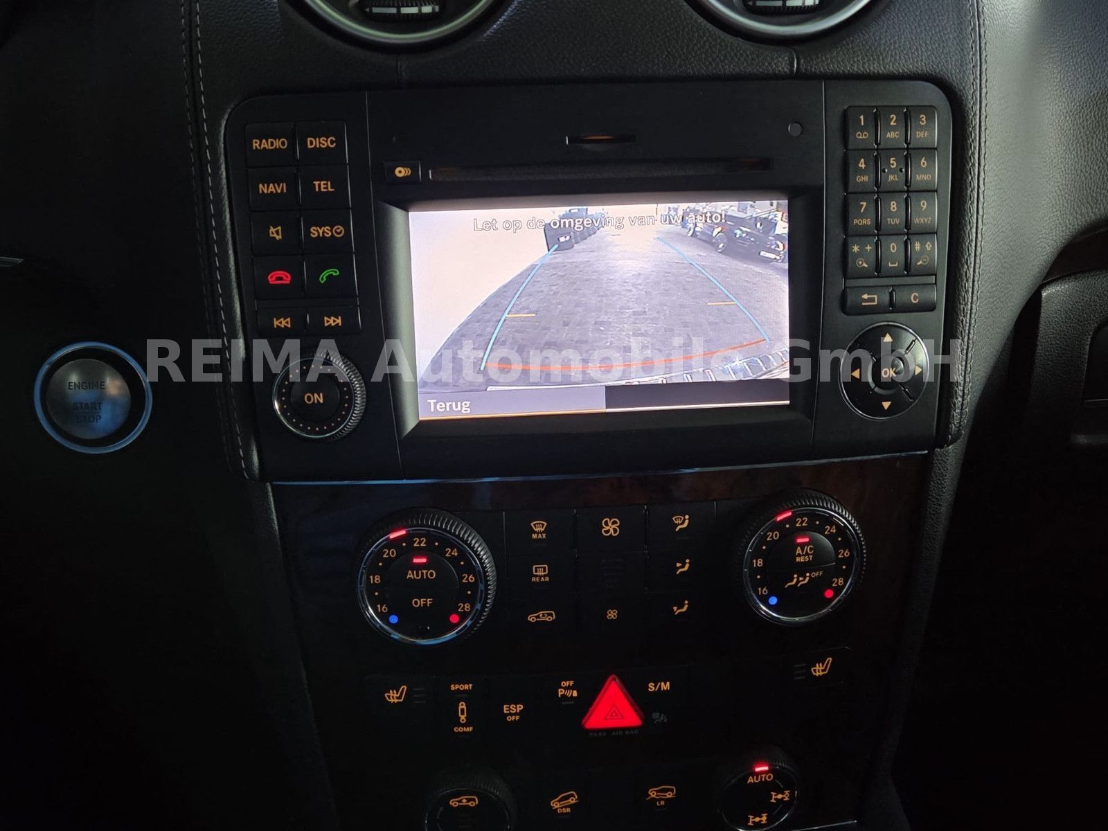 Fahrzeugabbildung Mercedes-Benz GL 350 BlueTec 4Matic, 7 Sitzer, Leder, AHK