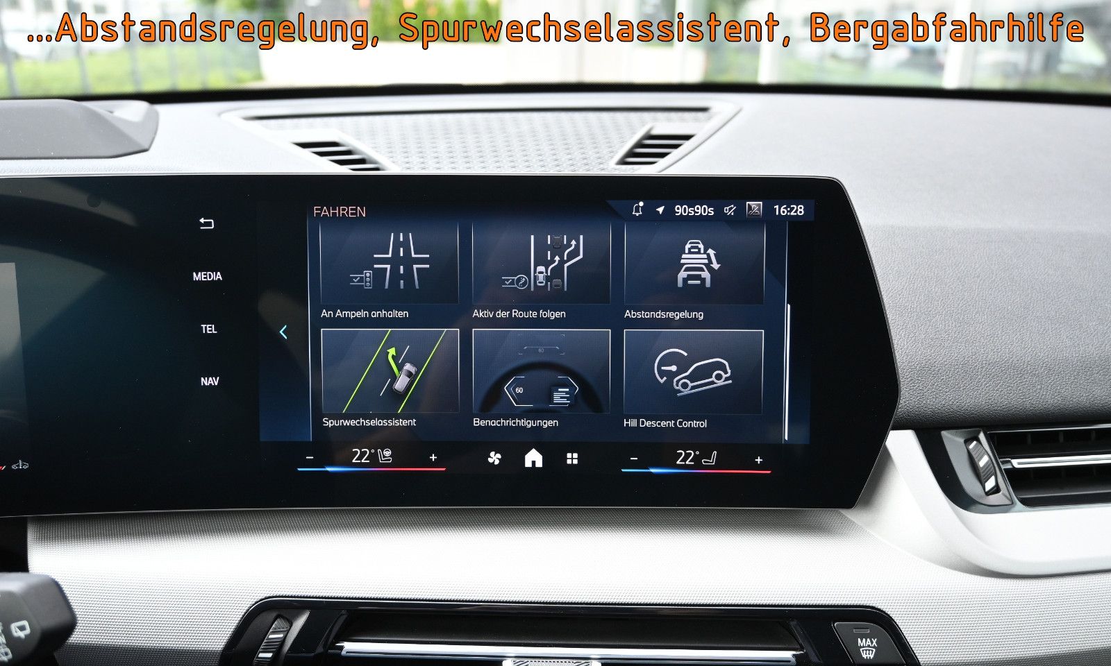 Fahrzeugabbildung BMW X1 xDrive20d °ACC°AHK°ADAPT.LED°HUD°HARMAN°360°