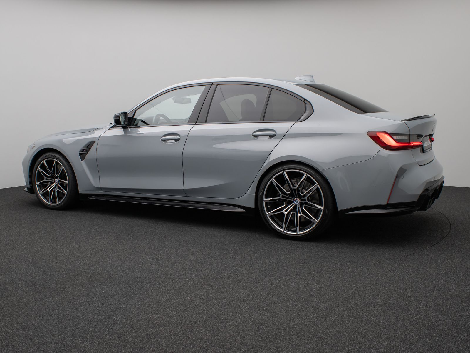 Fahrzeugabbildung BMW M3 Competition xD Glasdach Laser 360°HUD H/K DAB