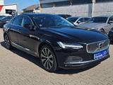 Volvo S90 Ultimate Bright Recharge Plug-In Hybrid AWD - Volvo S90: Ultimate Bright