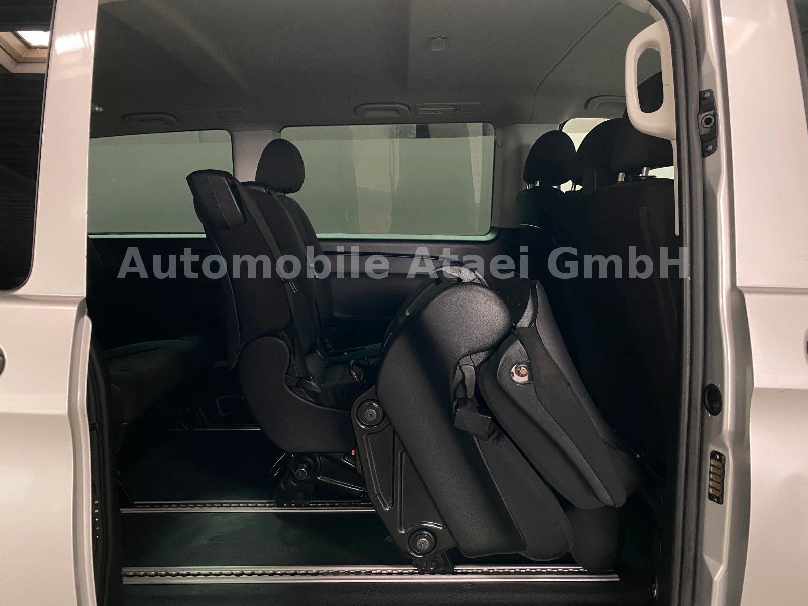 Fahrzeugabbildung Mercedes-Benz Vito Tourer Lang 116 Automatik *2x KLIMA* (6529)