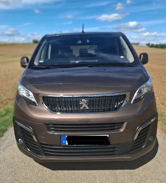 Image of Peugeot Traveller
