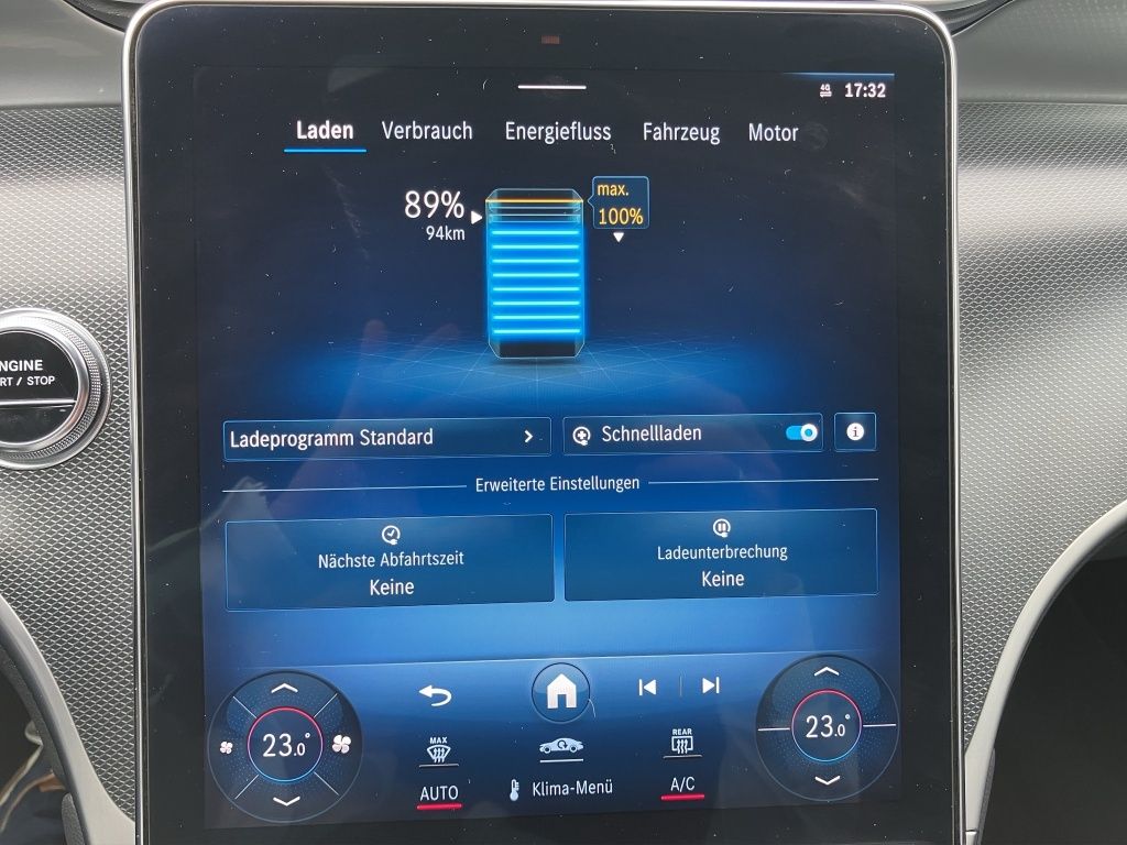 Fahrzeugabbildung Mercedes-Benz GLC 300 e 4M AVANTGARDE*AHK*360°KAM*DIGIT-LIGHT