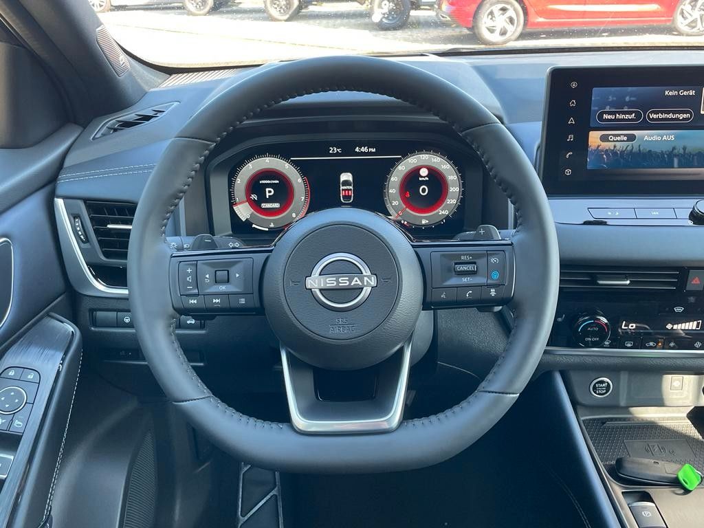 Fahrzeugabbildung Nissan Qashqai 1.3 DIG-T 4WD Tekna ProP+HUD+PANO+BOSE