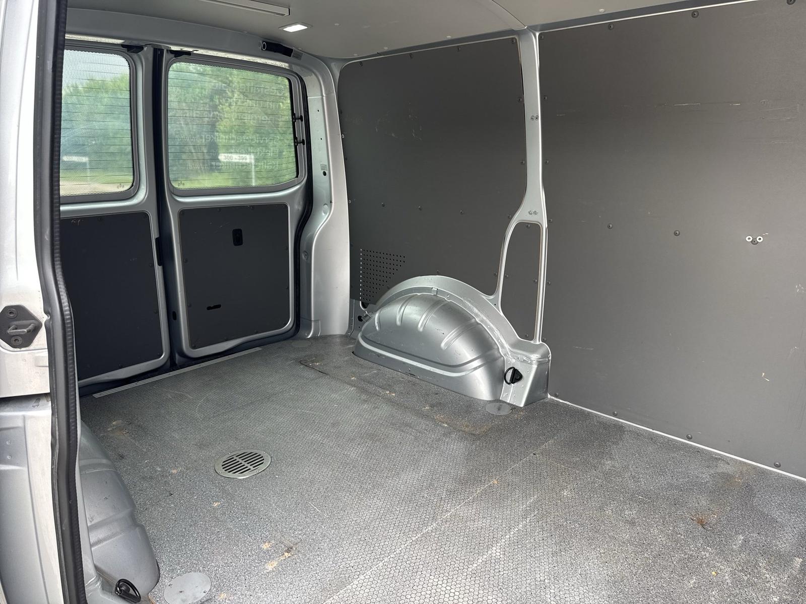 Volkswagen T6.1 Transporter Kasten TDI DSG nur Gewerbe/Exp.