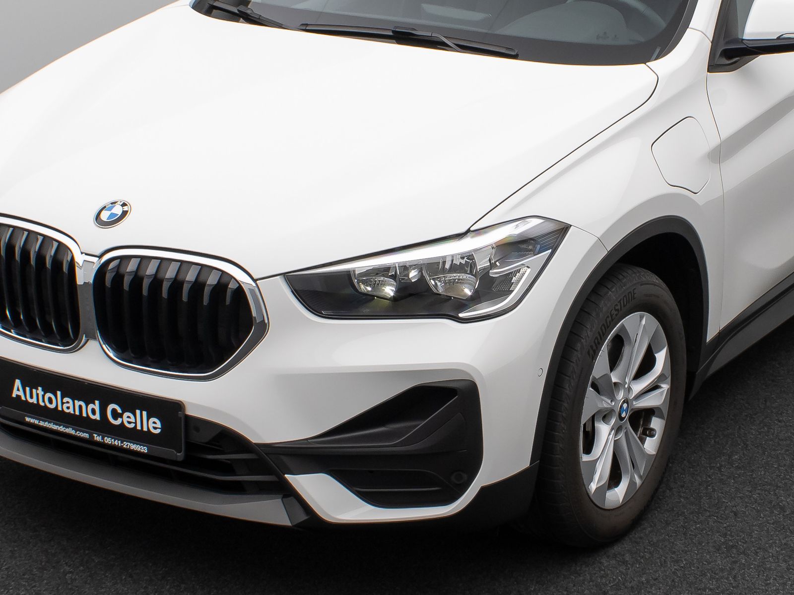 Fahrzeugabbildung BMW X1 xD25e Parkassist DAB Navi Geschwindigkeitsreg