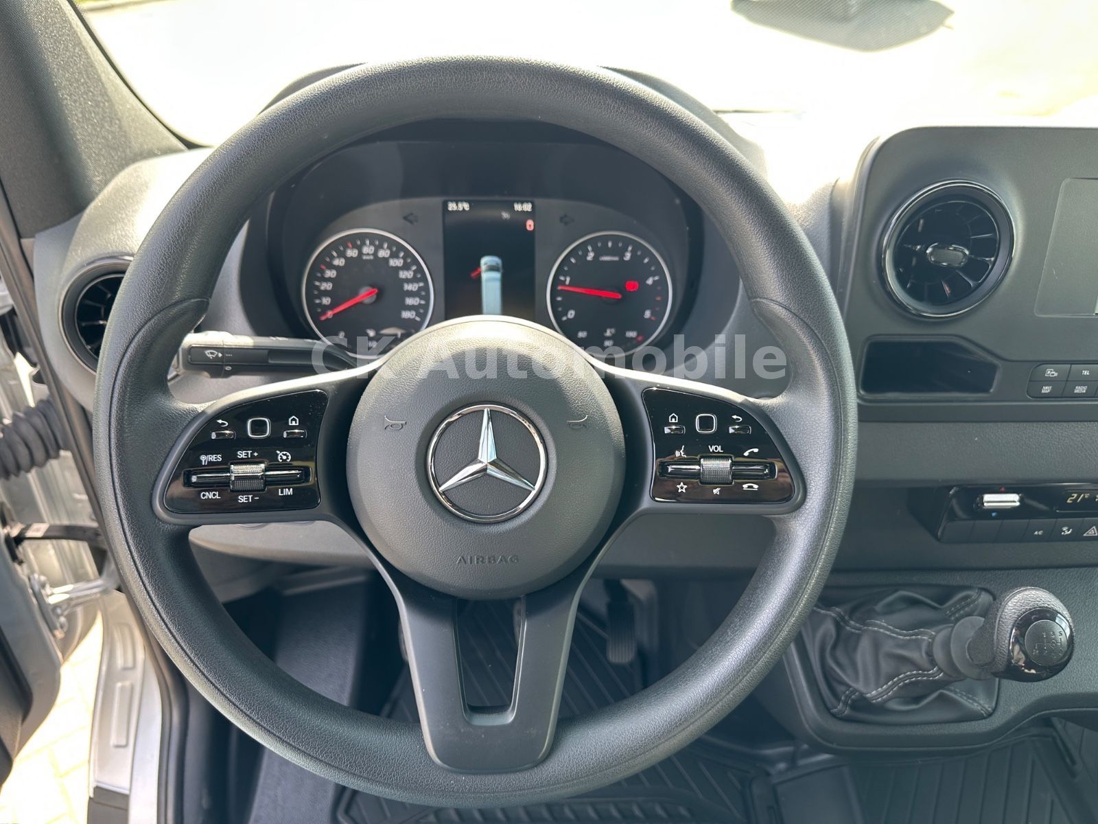 Fahrzeugabbildung Mercedes-Benz Sprinter III Kasten 317 CDI/Mixto/4 Sitze/Navi