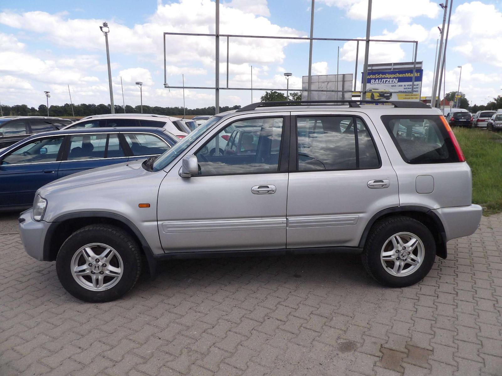 HONDA CR-V 2.0i 147ch 4x4 - CLIMATISATION - ATTELAGE - JANTES ALLIAGE
