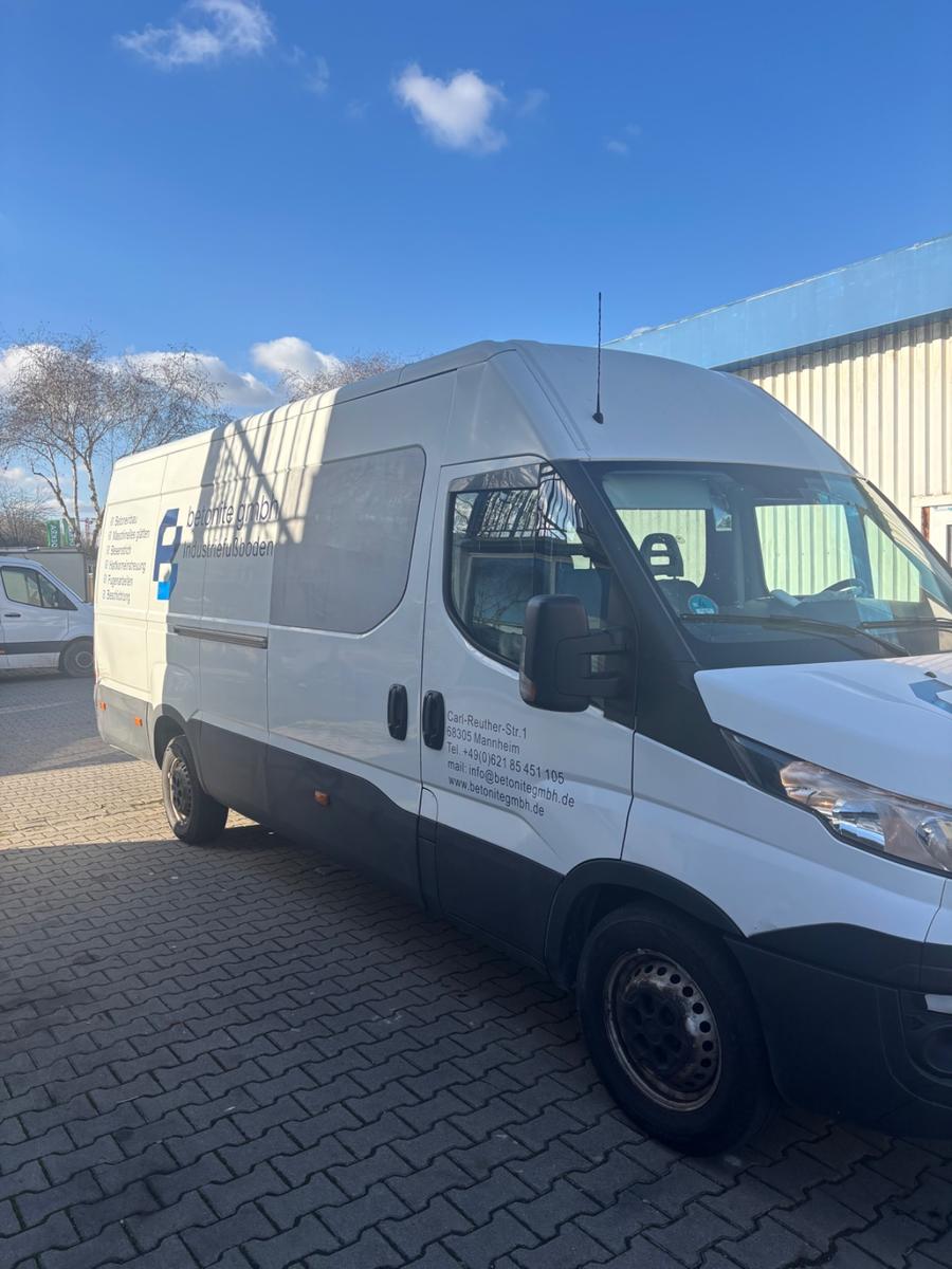 Iveco Andere mit Standheizung. Top-Zustand!