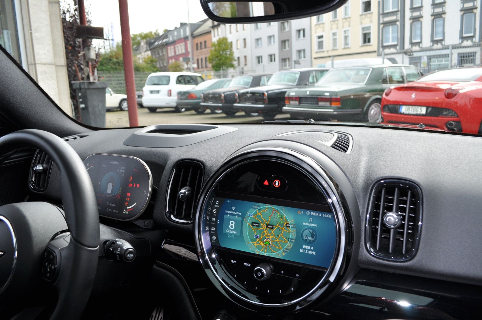 Fahrzeugabbildung MINI John Cooper Works Countryman Vollausstattung
