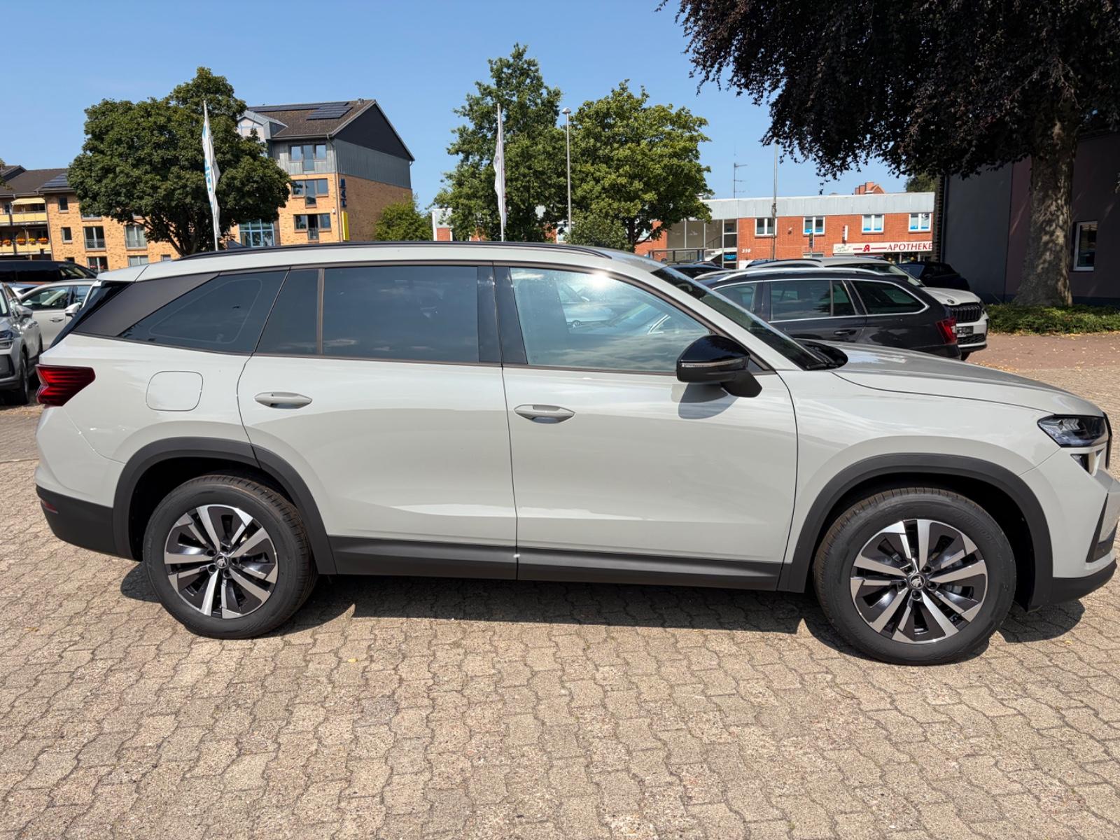 Skoda Kodiaq 1.5 TSI mHEV Selection ACC AHK Matrix 18