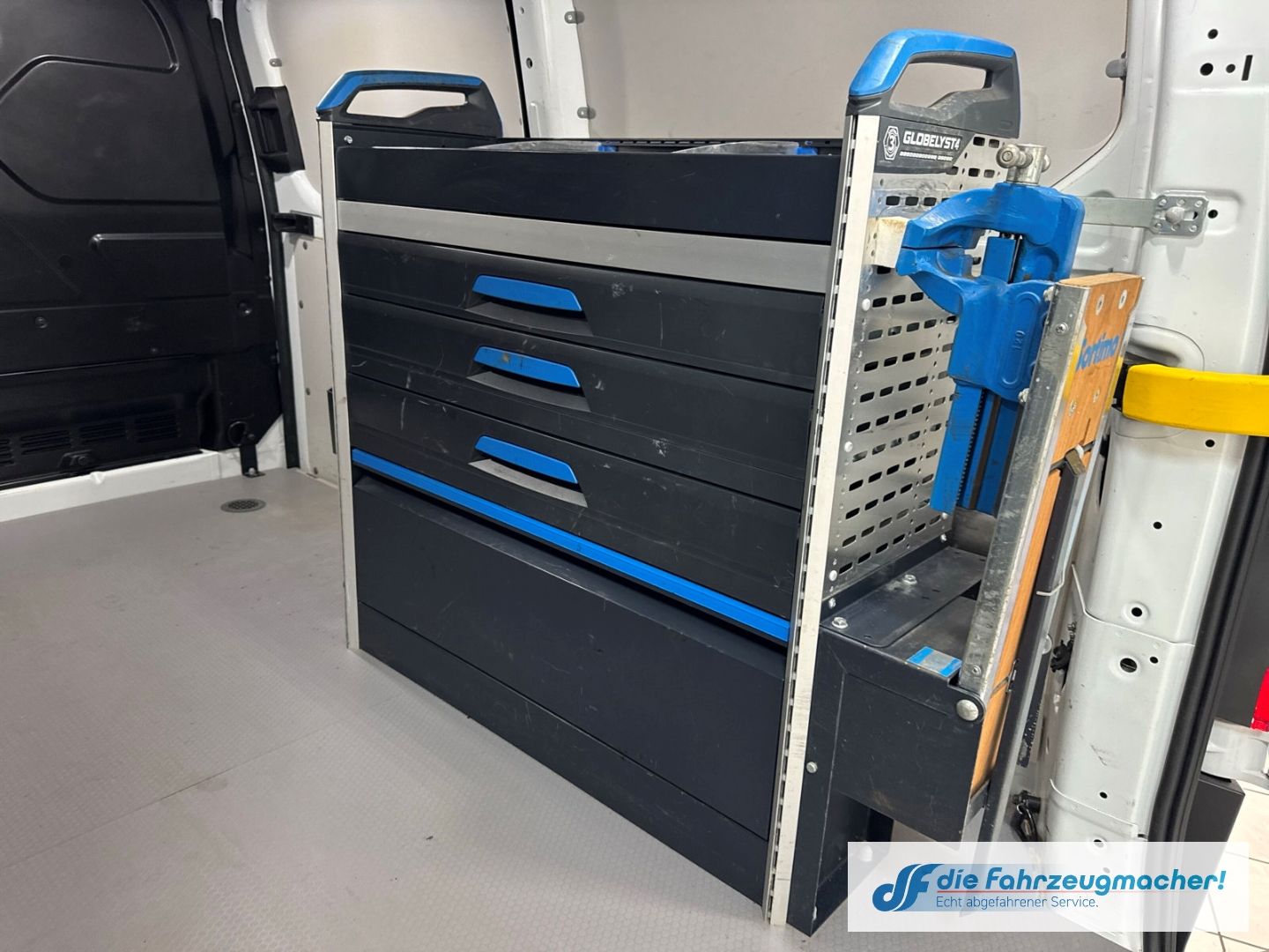 Fahrzeugabbildung Ford Transit Custom Kasten Werkstatt 280 L1 2.0 TDCi