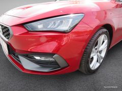 SEAT Leon 1.5 eTSI FR DSG Infotain Fahrass Rfk Pano SEAT Leon 1.5 eTSI FR DSG Infotain Fahrass Rfk Pano