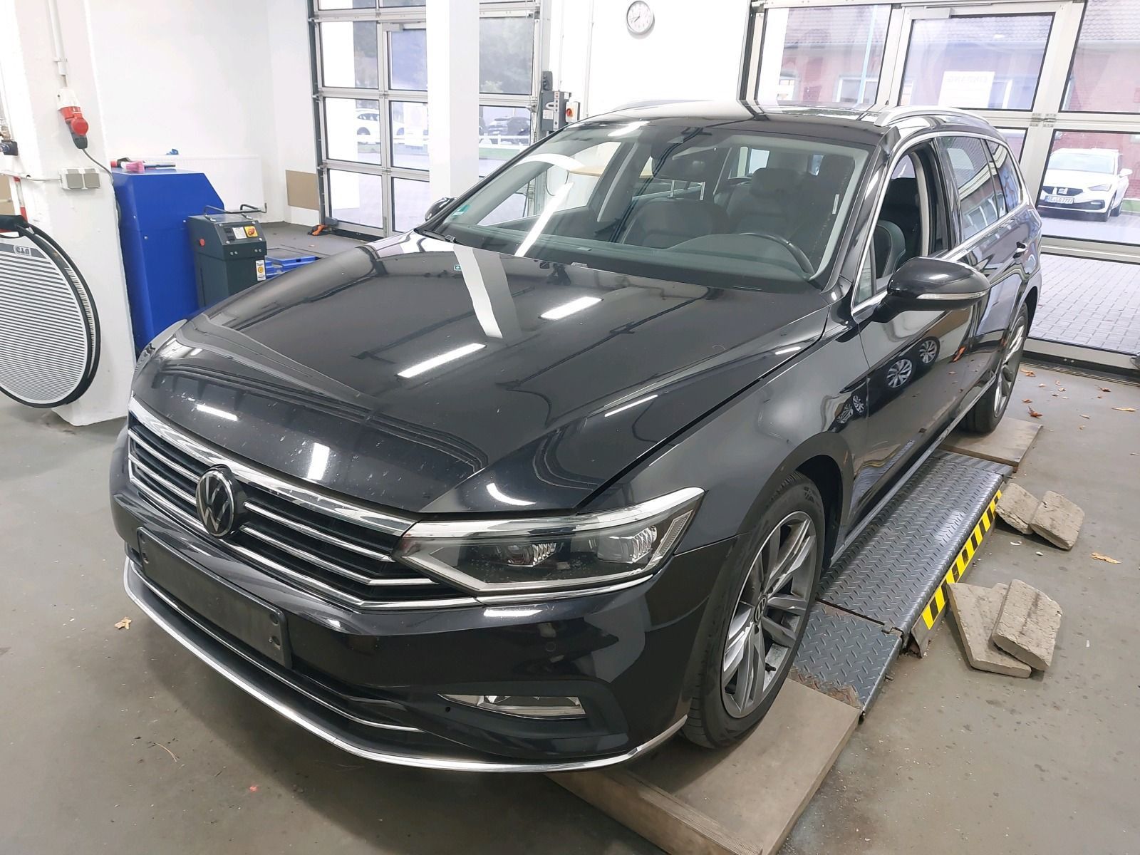Volkswagen Passat Variant - Bild 2