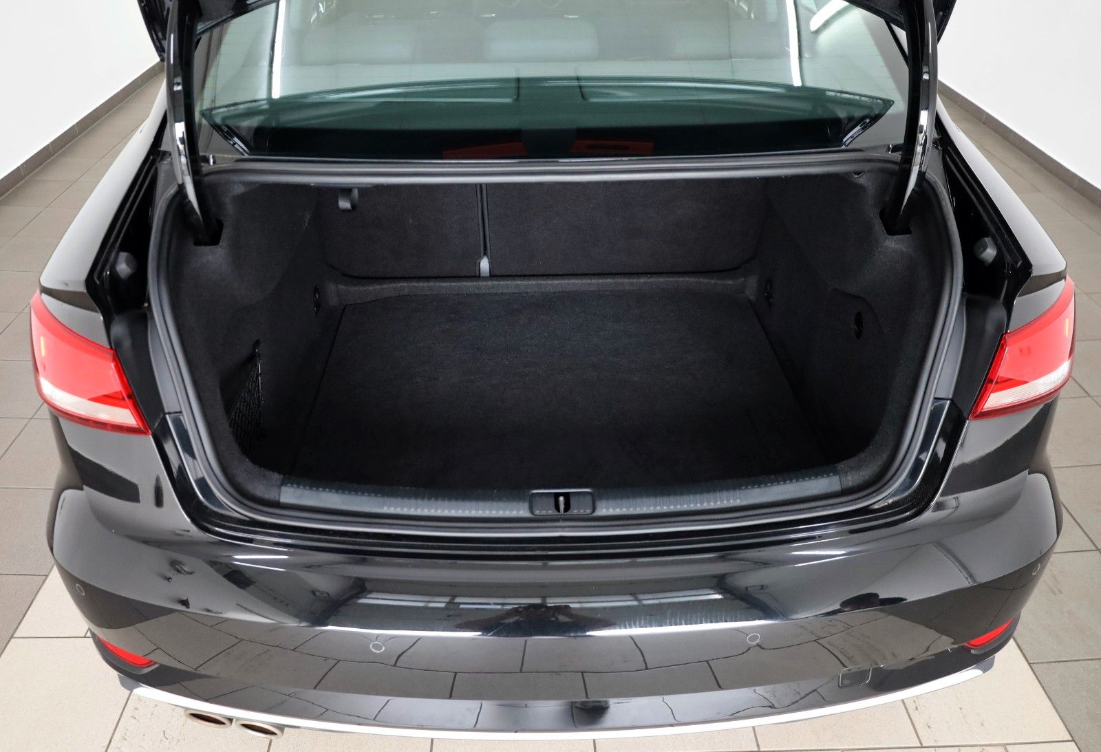 Fahrzeugabbildung Audi A3 Limousine sport Xenon,SH,PDC,Apple CarPlay