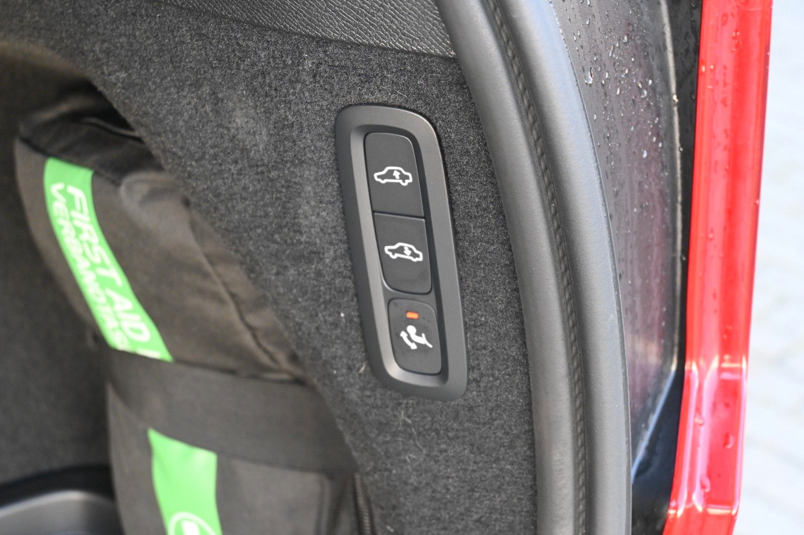 Fahrzeugabbildung Volvo XC90 B5D AWD Ultimate Bright*LED*PANO*STHZ*360*