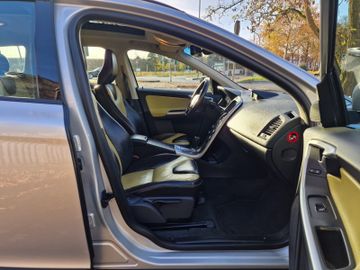 Volvo XC60 - 12