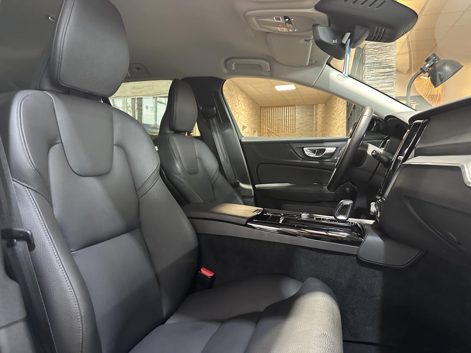 Volvo V60 Plus Dark Plug-In Leder R.Cam Memory AHK AWD, миниатюра 18
