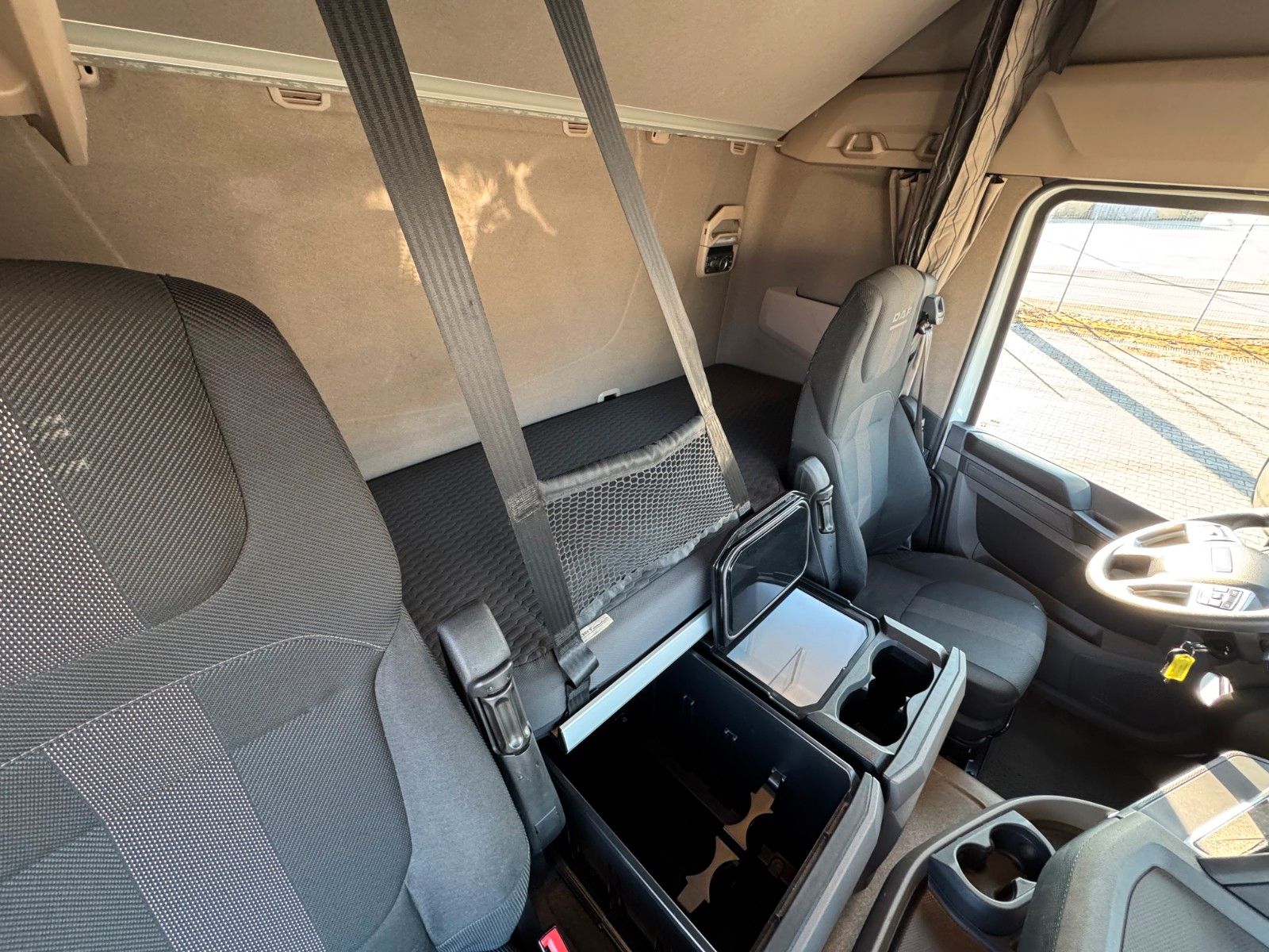 Fahrzeugabbildung DAF FT XF 480 NGD