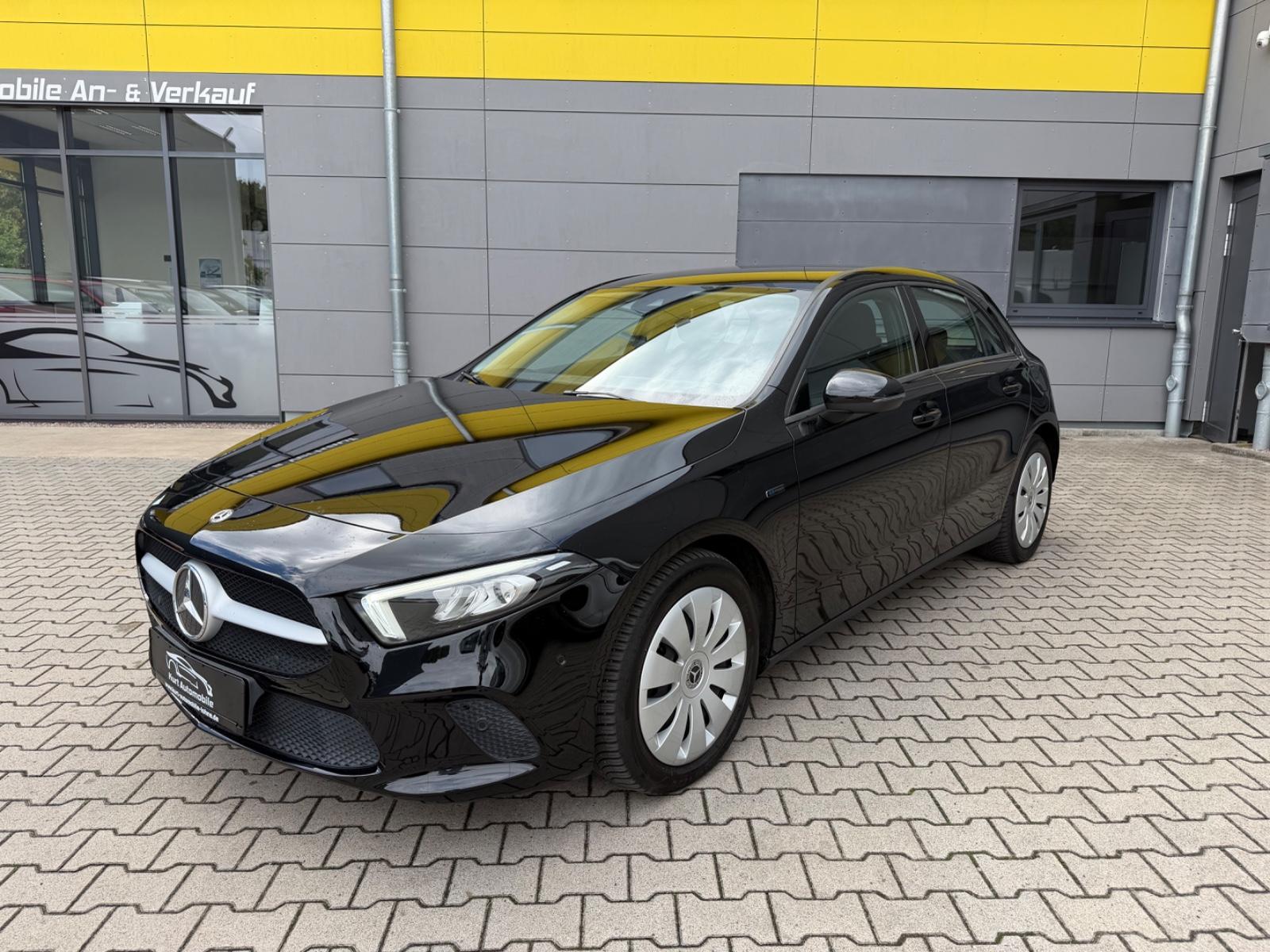 Mercedes-Benz A-Class e/HYBRID/PLUG IN/KAMERA/SHZ/NAVI/KLIMAA*, миниатюра 2