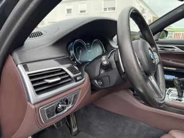 BMW 740 - 10