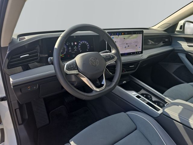 Passat Variant 1.5 eTSI Business LED+NAVI+RFK+AH