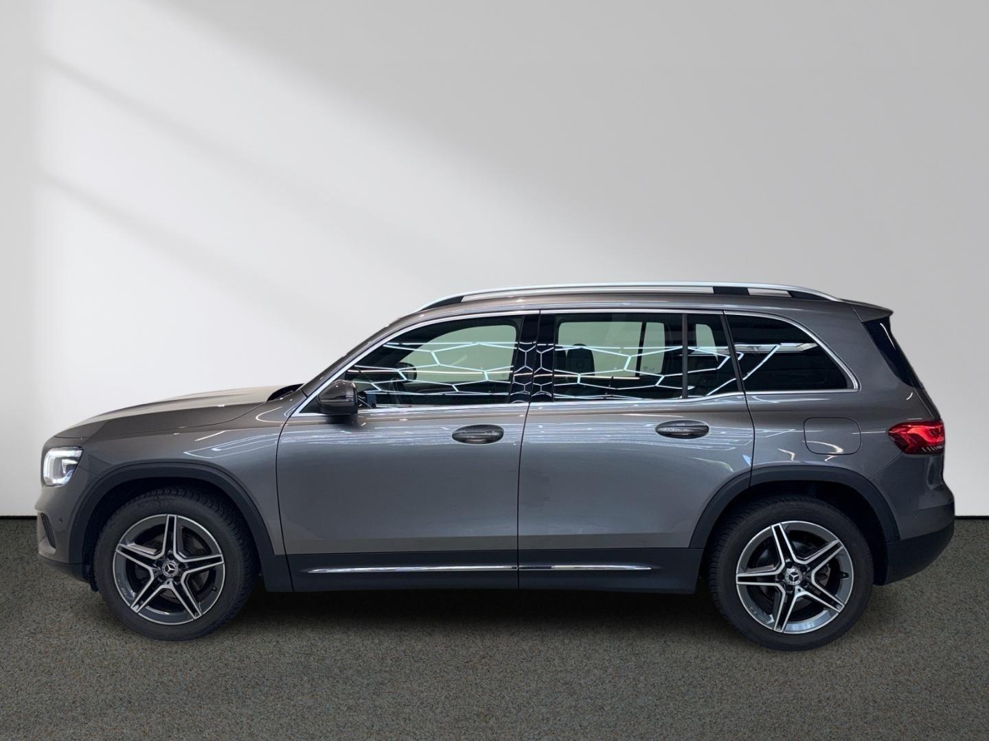 Mercedes-Benz GLB 200 Progressive Ambiente AMG-LM Sitzhzg. AHK