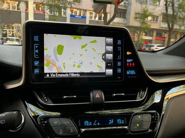 Toyota C-HR - 12