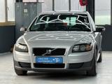 Volvo C30 1.6 Kinetic Tüv&Insp Neu - Volvo C30 Kinetic mit Benzin-Antrieb
