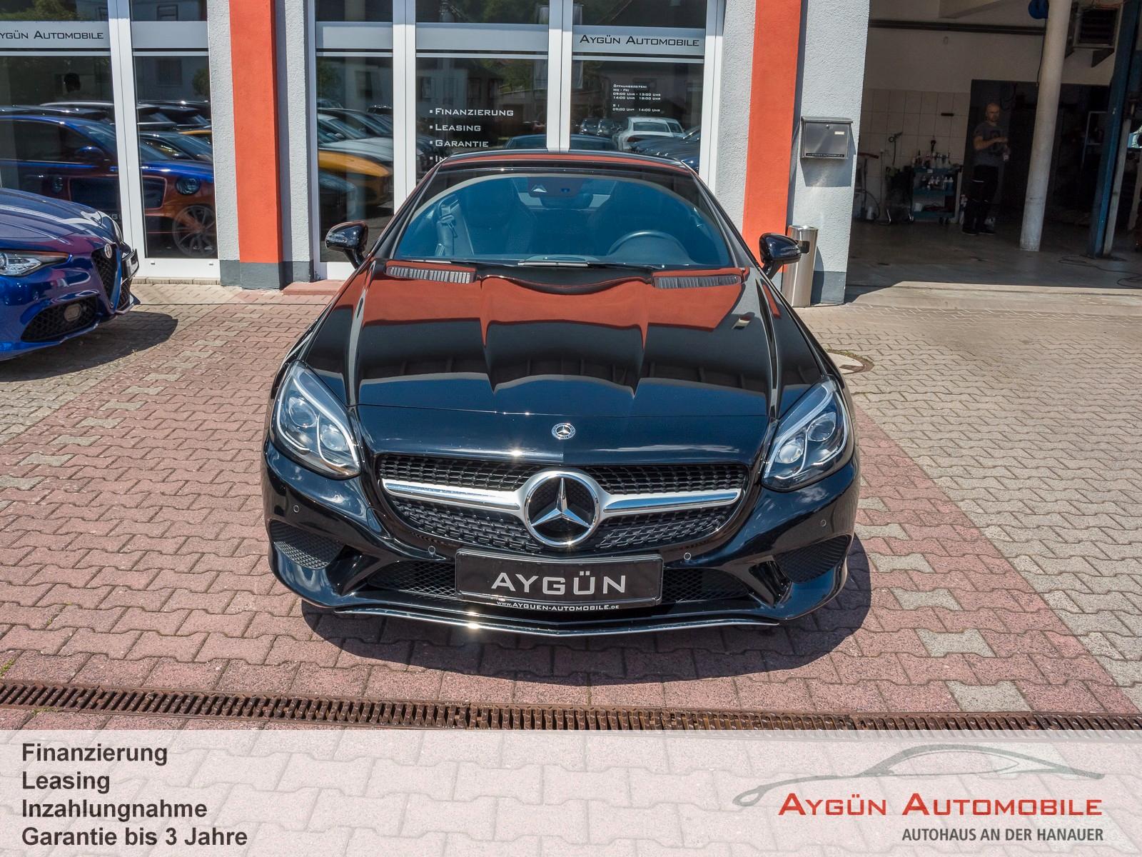 Mercedes-Benz SLC 180 Roadster Leder*Navi*Airscarf*AHK